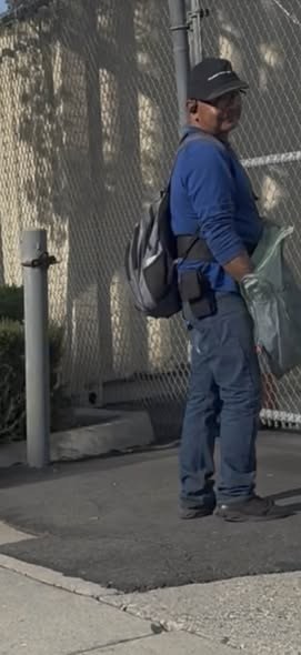Pet alert in South Gate, California — I hope there is a cat rescue group out there or TNR group seeing this — additional photo 2